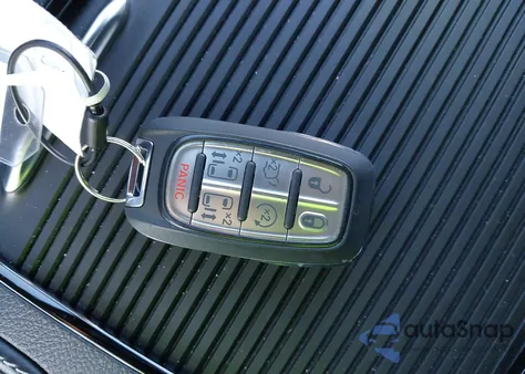 2025 Chrysler Pacifica Limited from USA, damaged, VIN 2C4RC1GG4SR515132